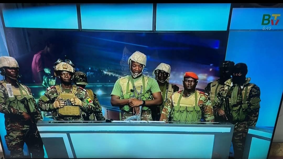 Coup d'état au Bénin : "la garde-républicaine reste loyale au président de la république"